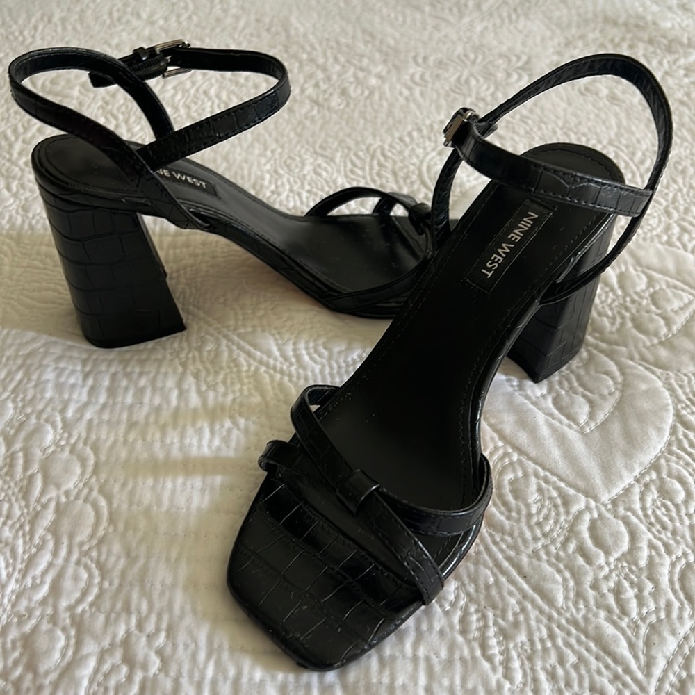 Nine West
Black Faux Croc Block sandal